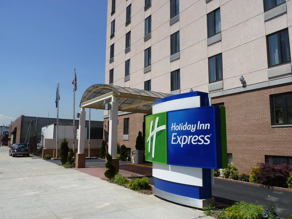 How To Get The Holiday Inn Express First Responder Discount